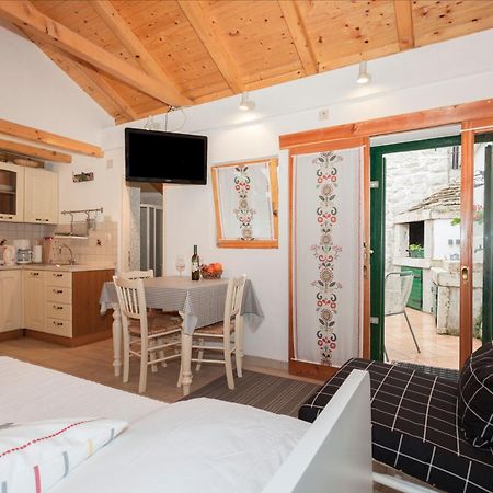 Studio Apartment Karlo Σπλιτ Εξωτερικό φωτογραφία
